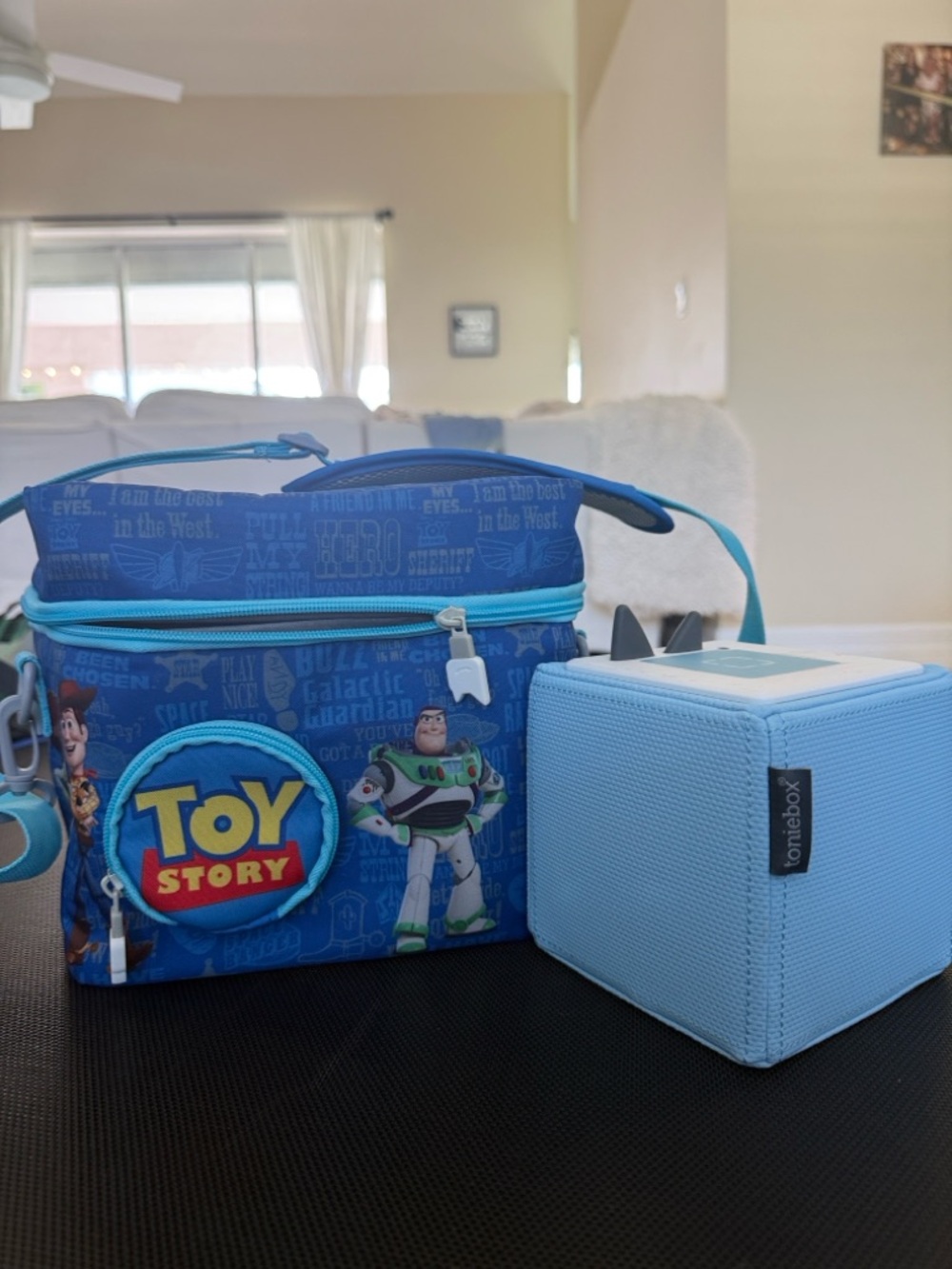 Tonies Bundle - TonieBox + charger + Toy Story travel case